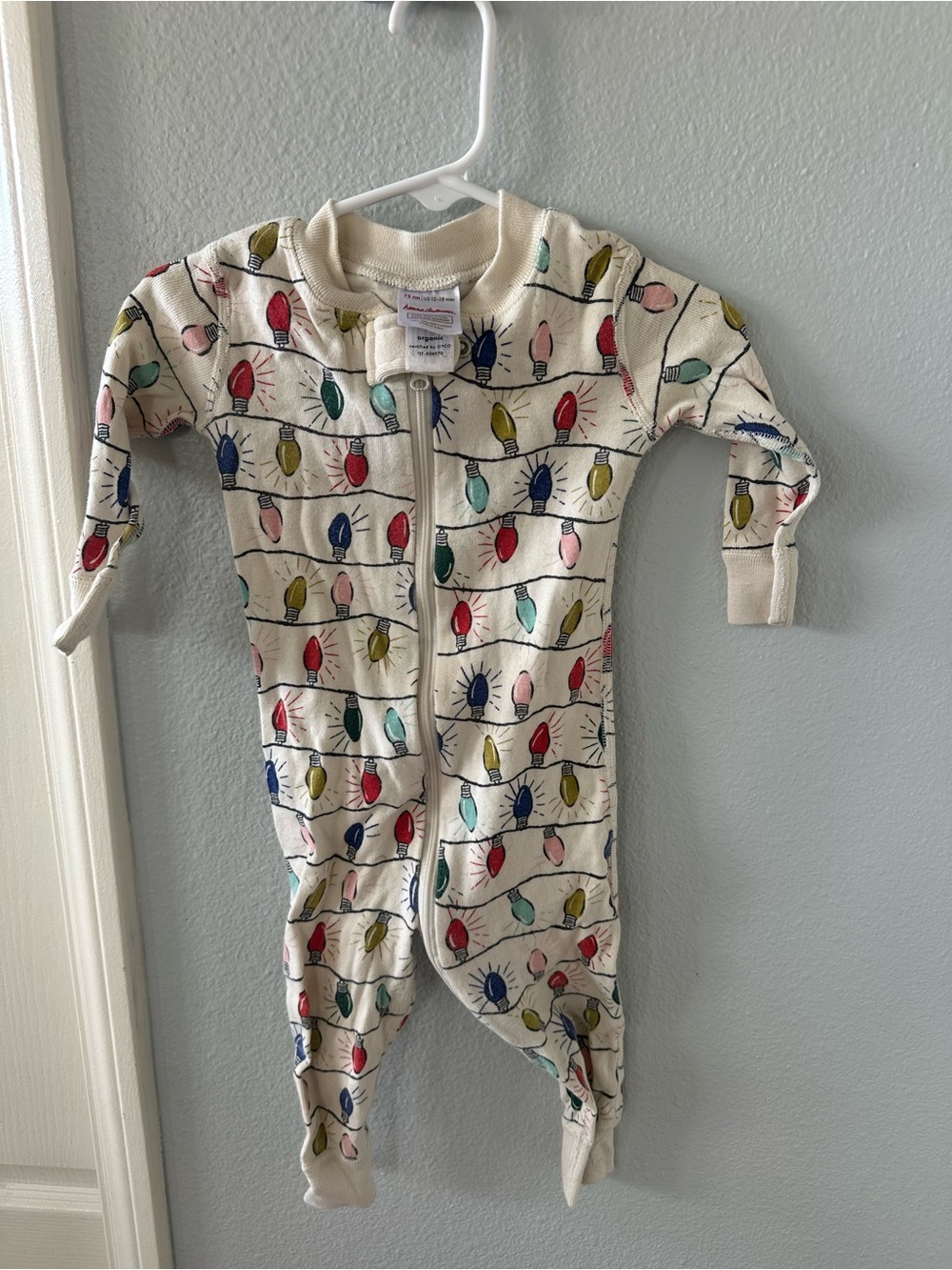 Hanna Andersson One-Piece Pajama 12-18 months with Christmas Lightbulb Print